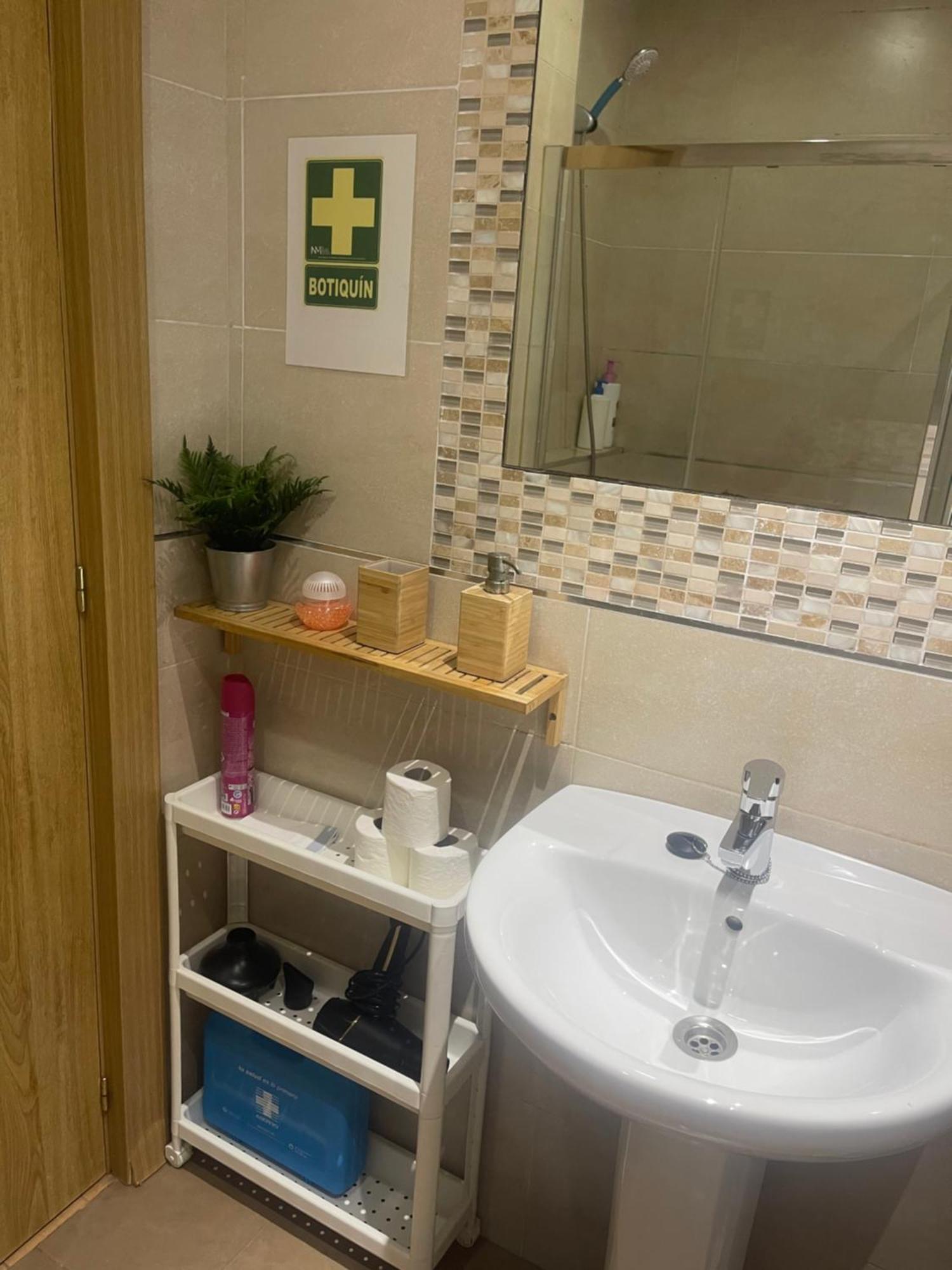 Casita Andaluza Centro Con Parking Sujeto A Disponibilidad Appartement Málaga Buitenkant foto